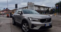 Volvo XC40 2.0 b3 Core auto