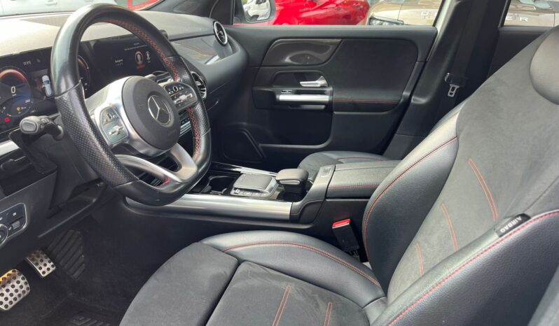 Mercedes-Benz GLA 200 Premium auto pieno