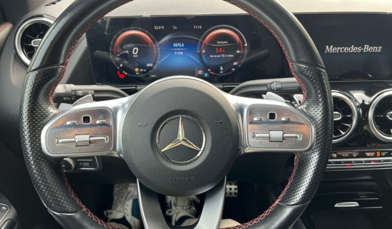 Mercedes-Benz GLA 200 Premium auto pieno