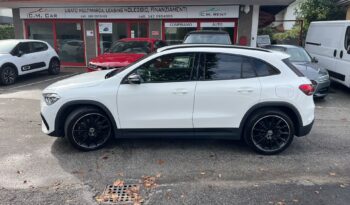 Mercedes-Benz GLA 200 Premium auto pieno