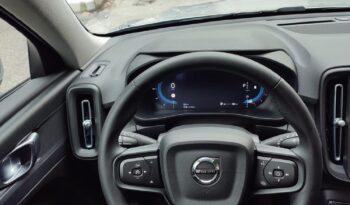 Volvo XC40 2.0 b3 Core auto pieno