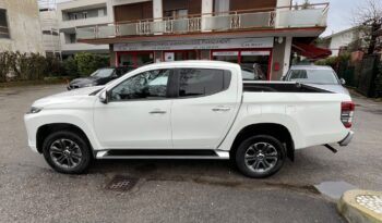 Mitsubishi L200 L200 d.cab 2.3d Intense 4wd 150cv pieno