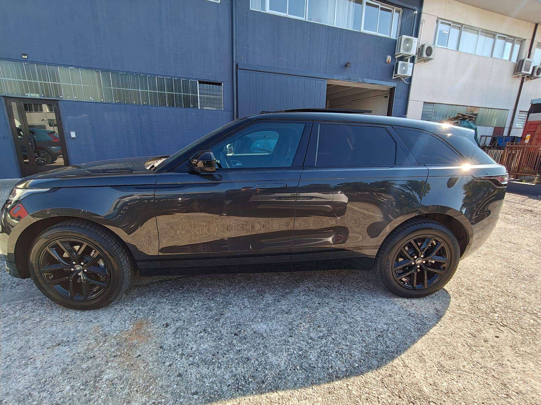 Land Rover Range Rover Velar 2025 - immagine 4