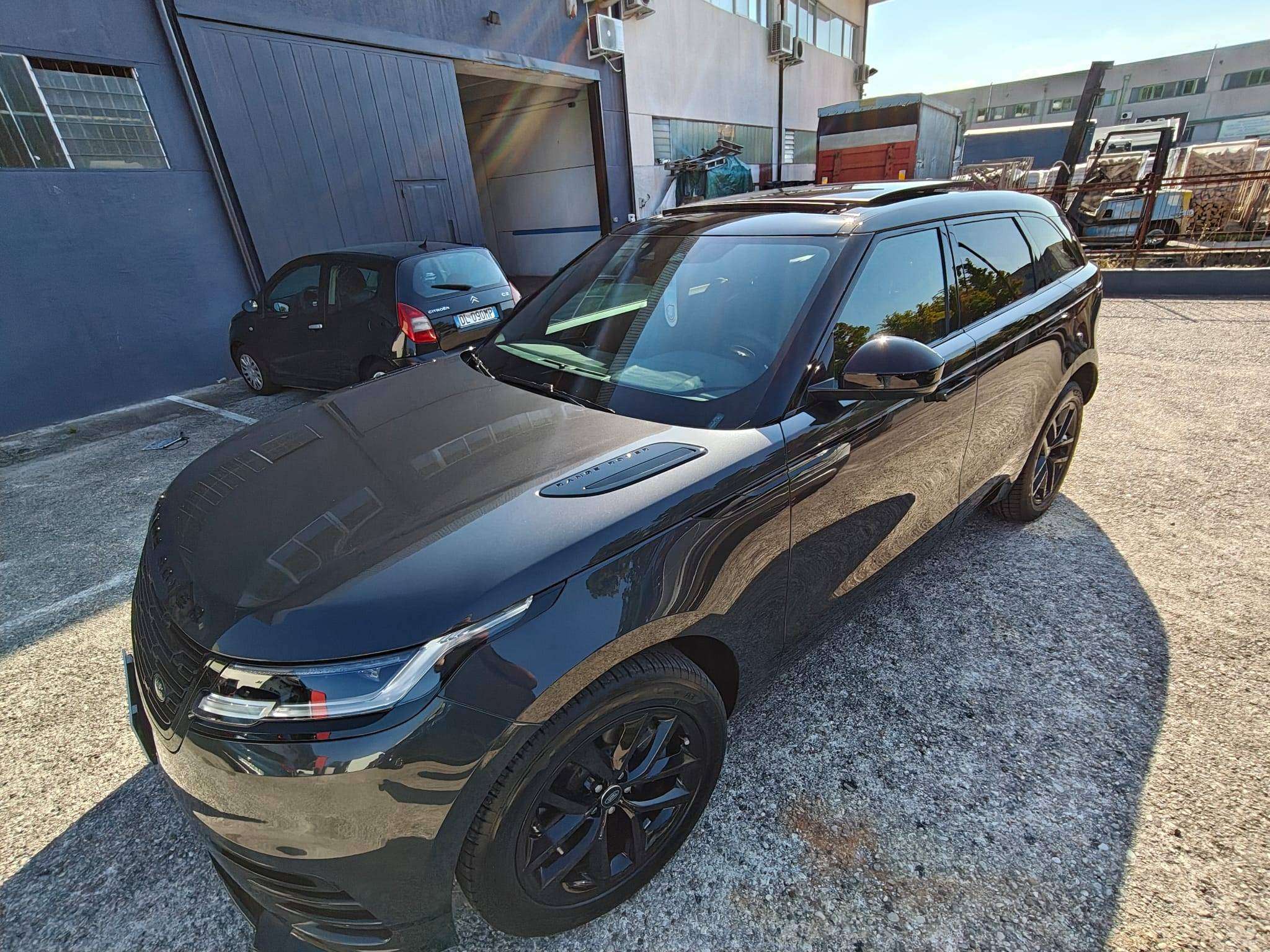 Land Rover Range Rover Velar 2025 - immagine 8