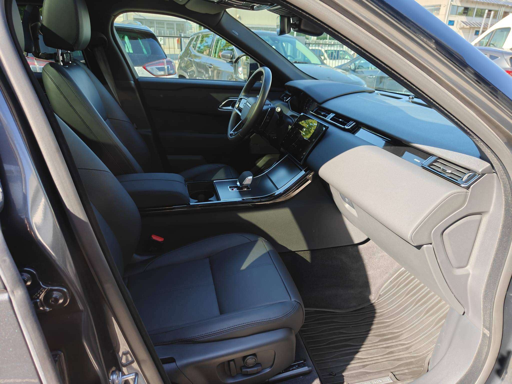 Land Rover Range Rover Velar 2025 - immagine 14