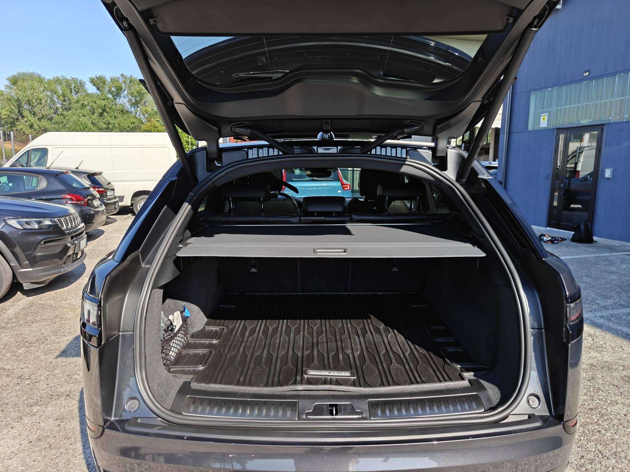 Land Rover Range Rover Velar 2025 - immagine 21