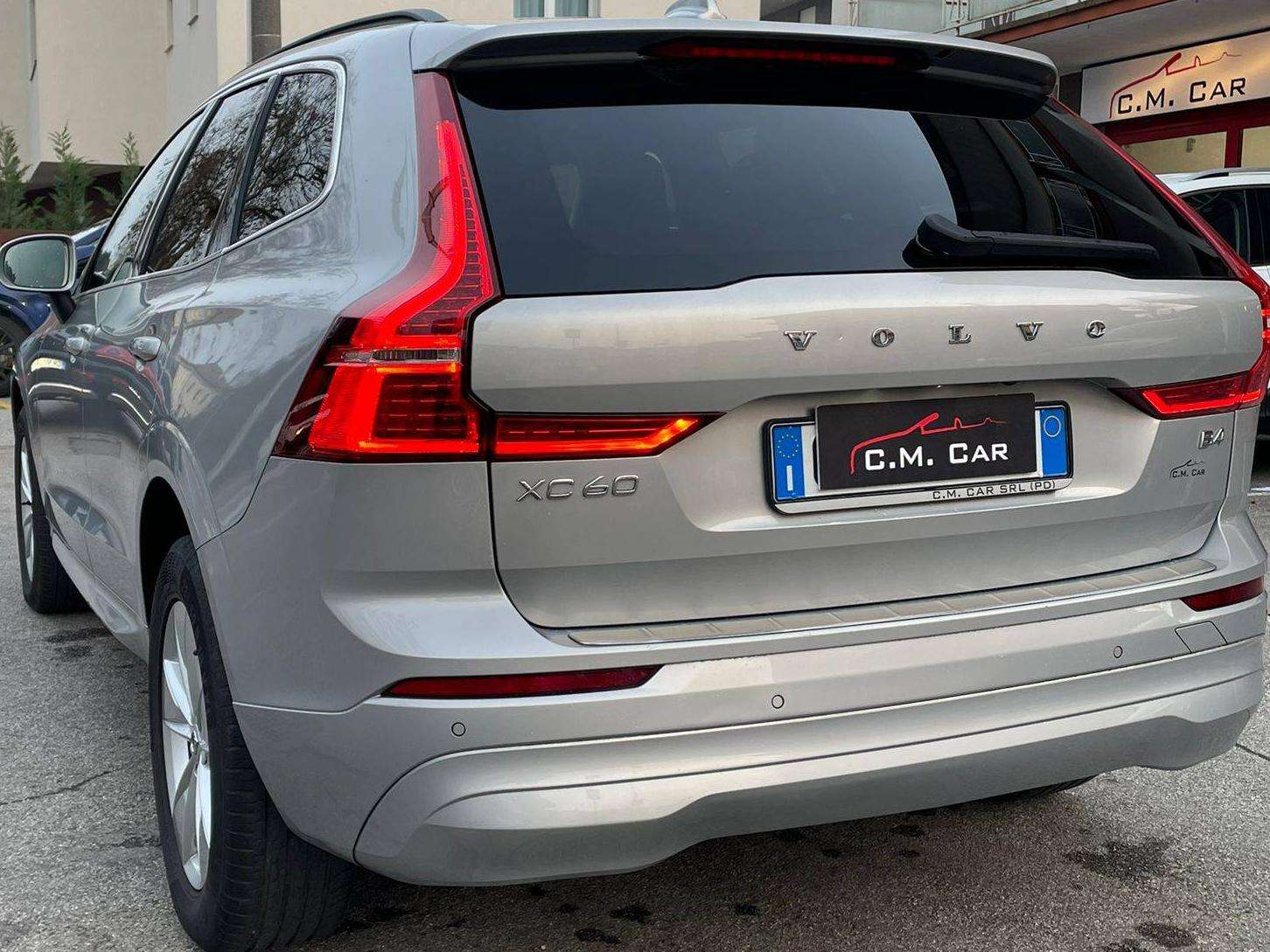 Volvo XC60 2021 - immagine 4