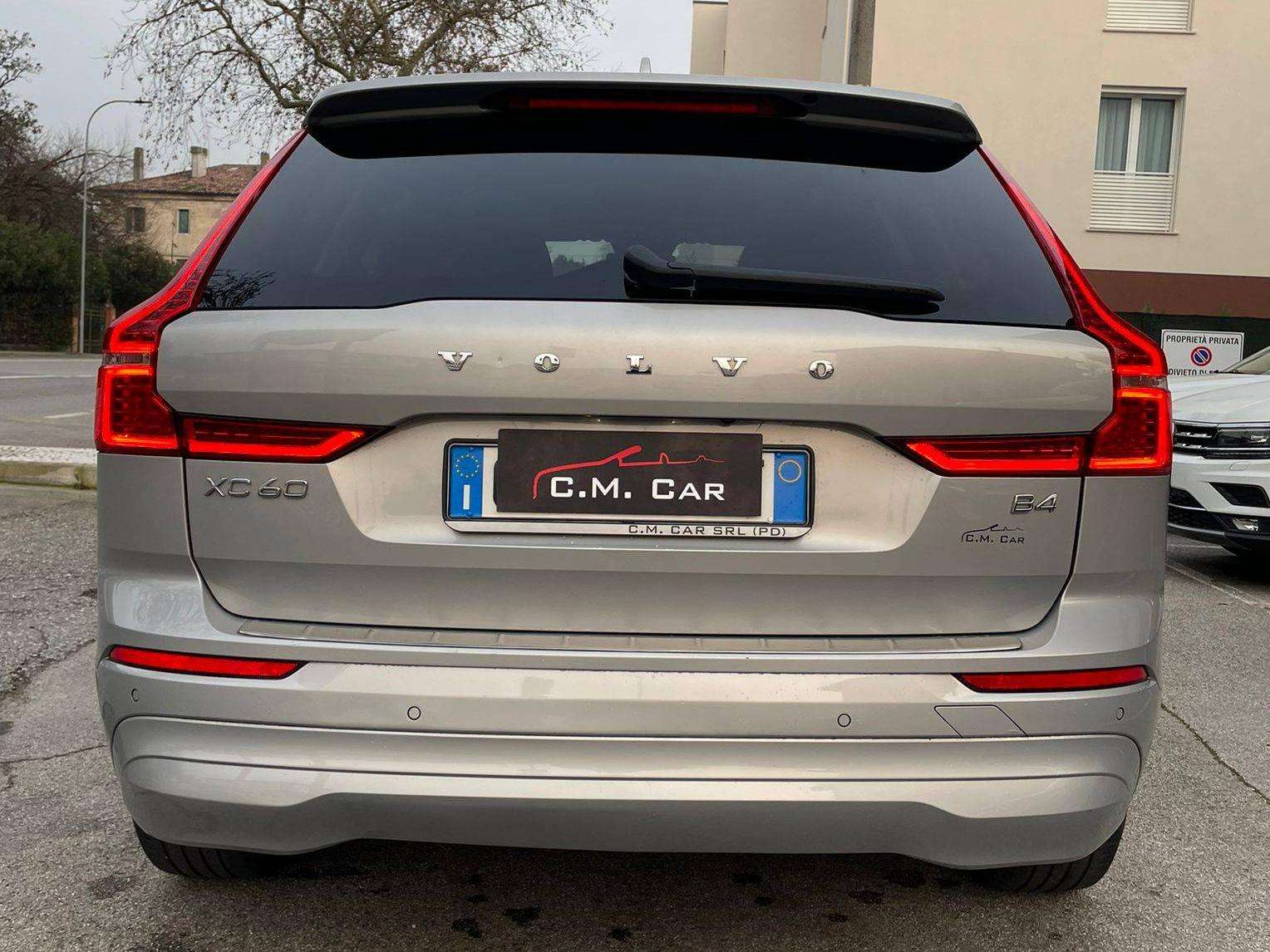 Volvo XC60 2021 - immagine 5
