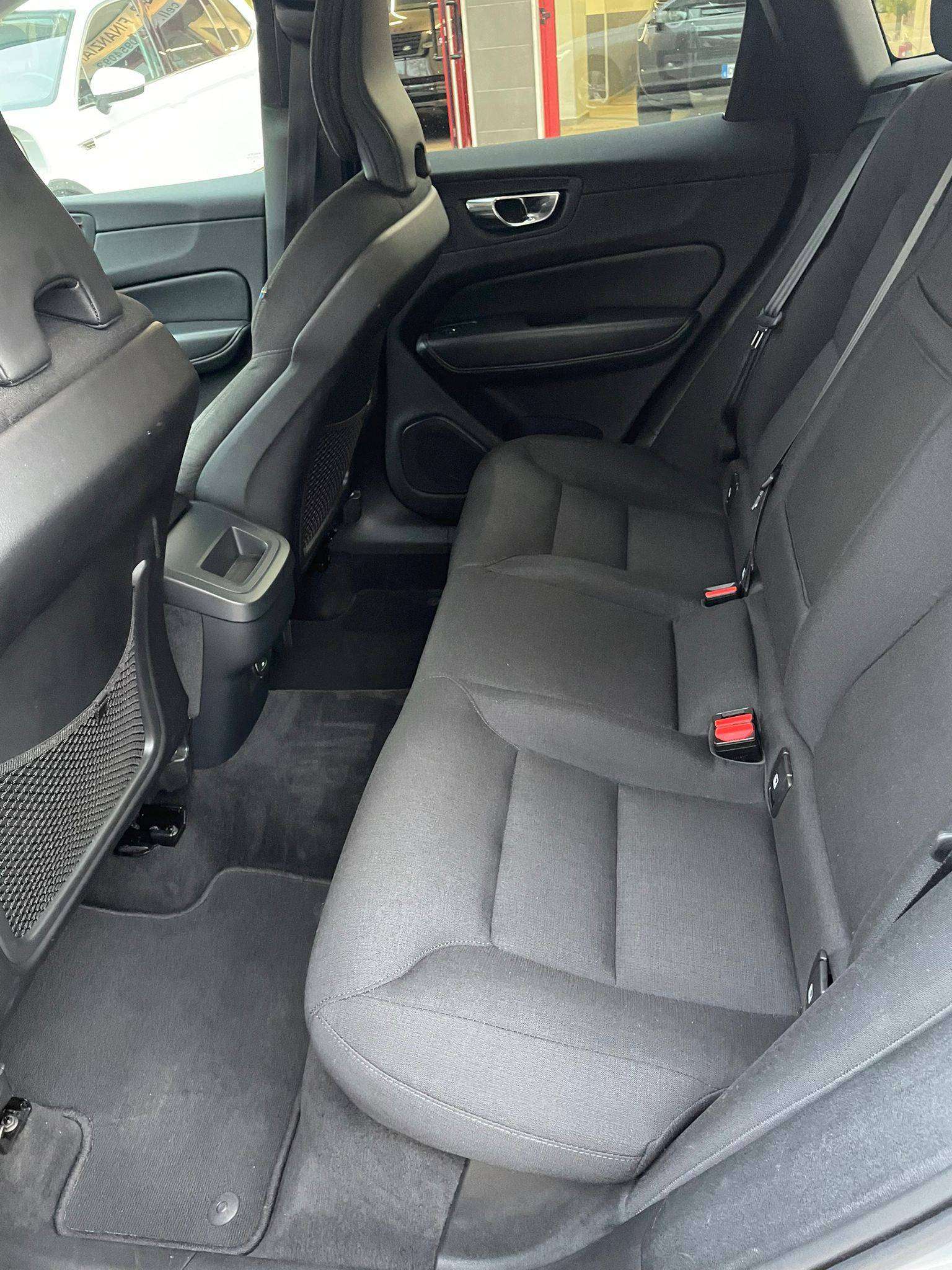 Volvo XC60 2021 - immagine 15