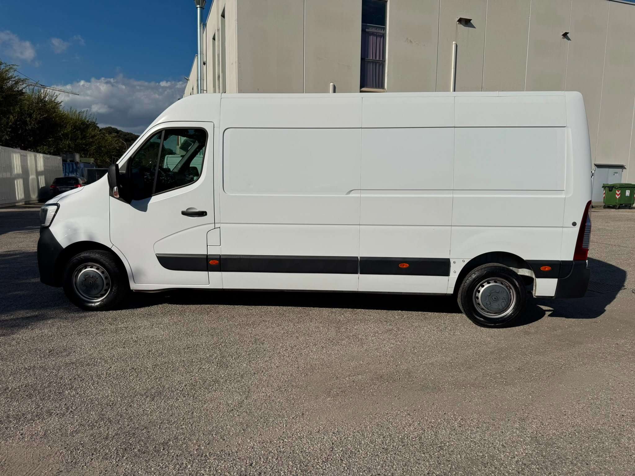 Renault MASTER T35 2.3 DCI 135 PL-TM FURGONE ICE 2022 - immagine 7